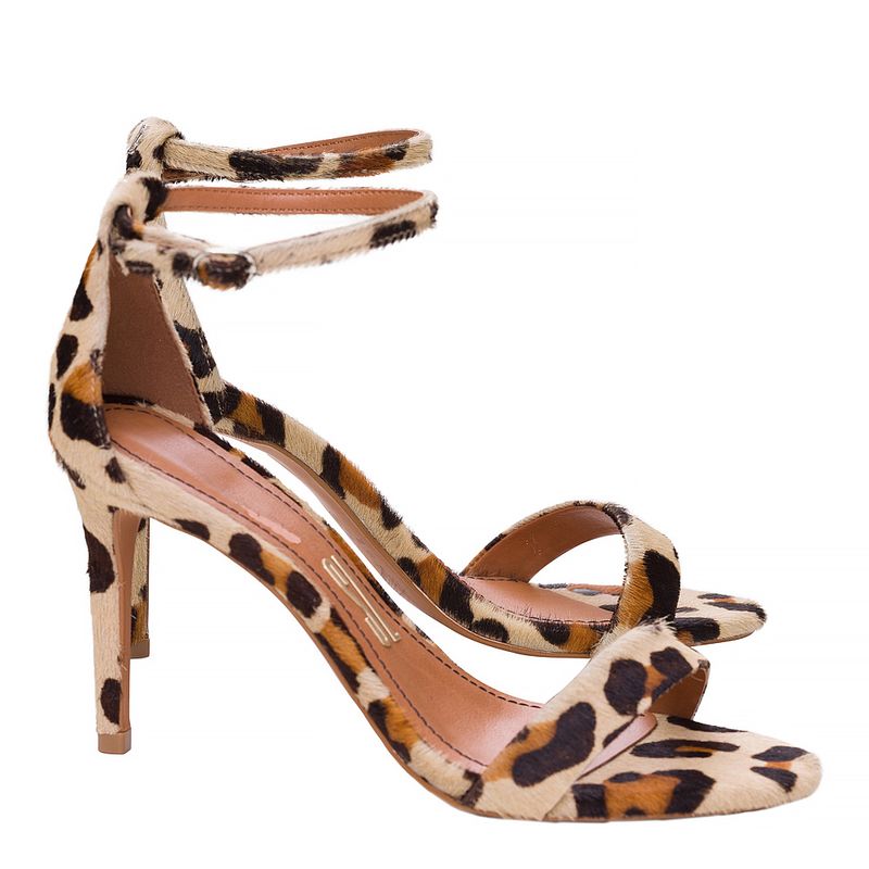 sandalia preta salto fino santa lolla