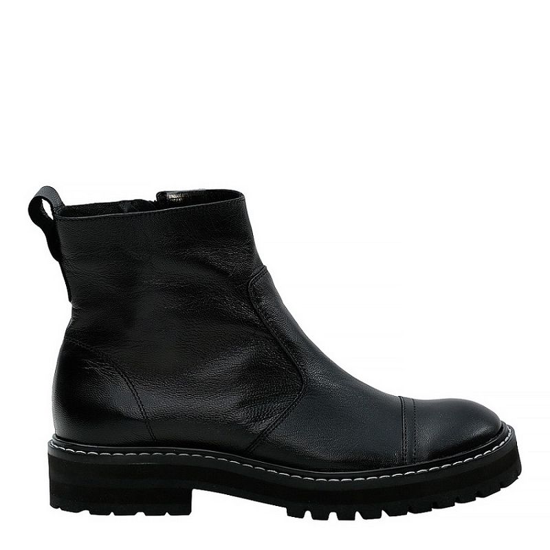 bota tratorada santa lolla
