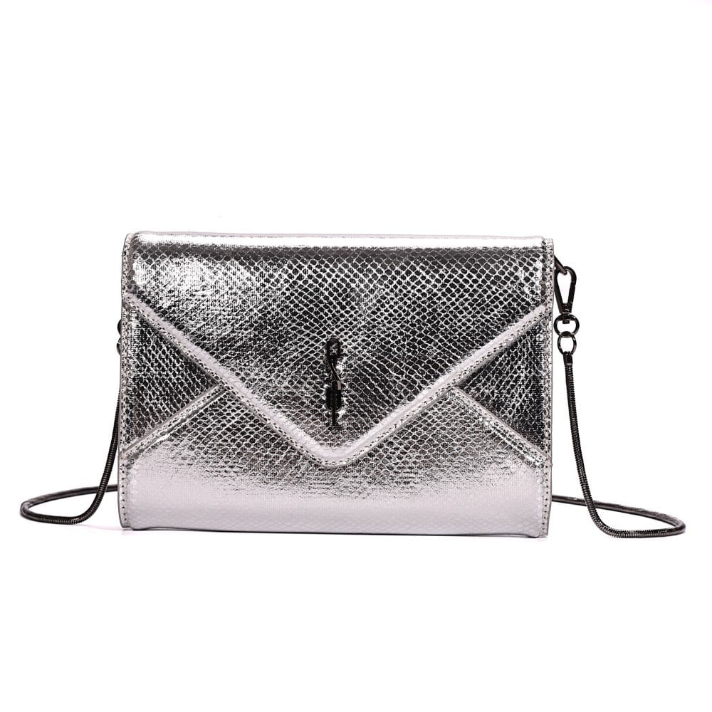 Bolsa Clutch Envelope Metalizada Transversal Prata
