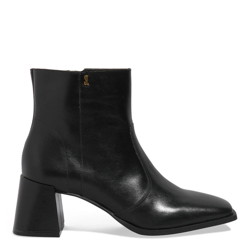 Bota Couro Nobre Soft Cano Curto Salto Grosso Preta
