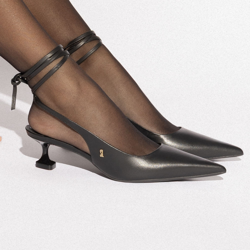 Scarpin Slingback Couro Pelica Salto Baixo Taça Preto