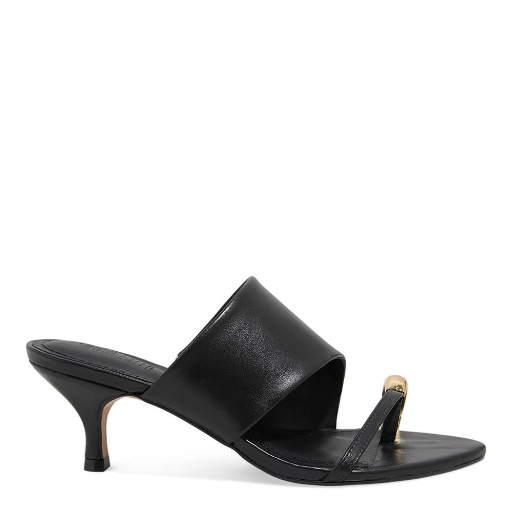 Mule Couro Nobre Preto Salto Baixo Fino