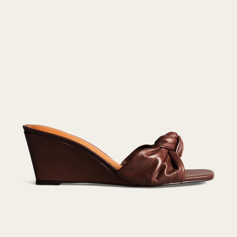 Tamanco Mule Anabela Couro Nobre Soft Bico Quadrado Marrom Cocoa