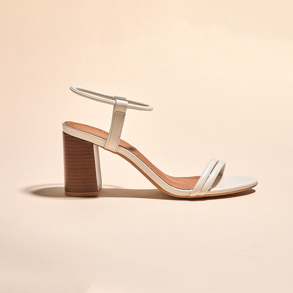 Sandália Ecowear Salto Grosso Marfim Ankle Strap