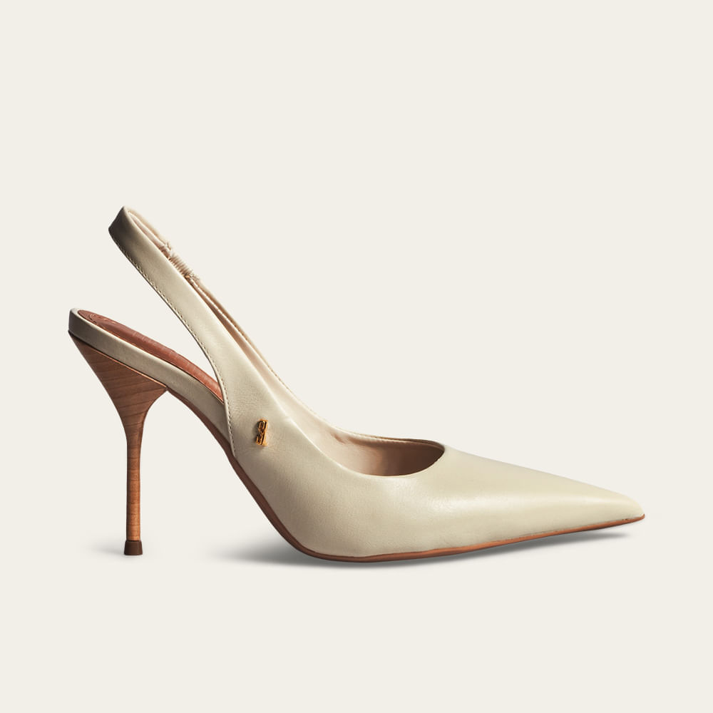 Scarpin Slingback Couro Salto Agulha Marfim