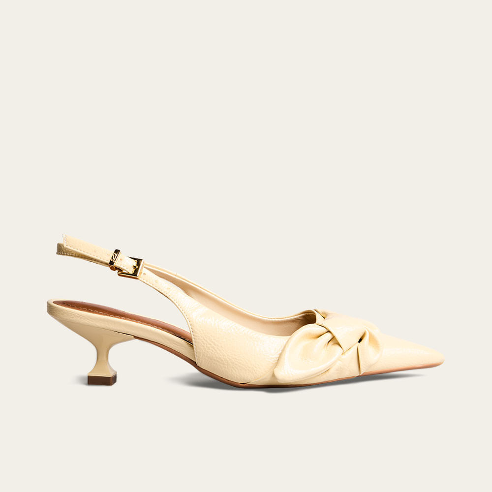 Scarpin Slingback Verniz Salto Kitten Laço Amarelo