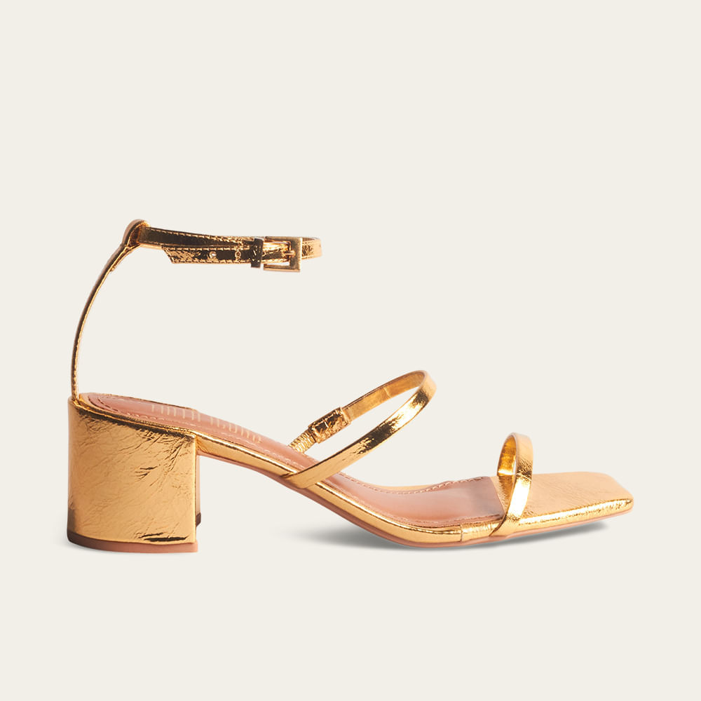 Sandália Couro Metalizado Bico Quadrado Dourado