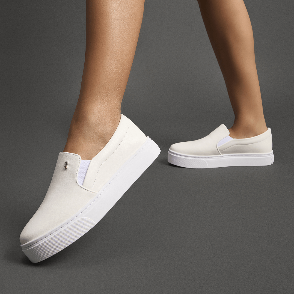 Tênis Slip On New Pele Branco